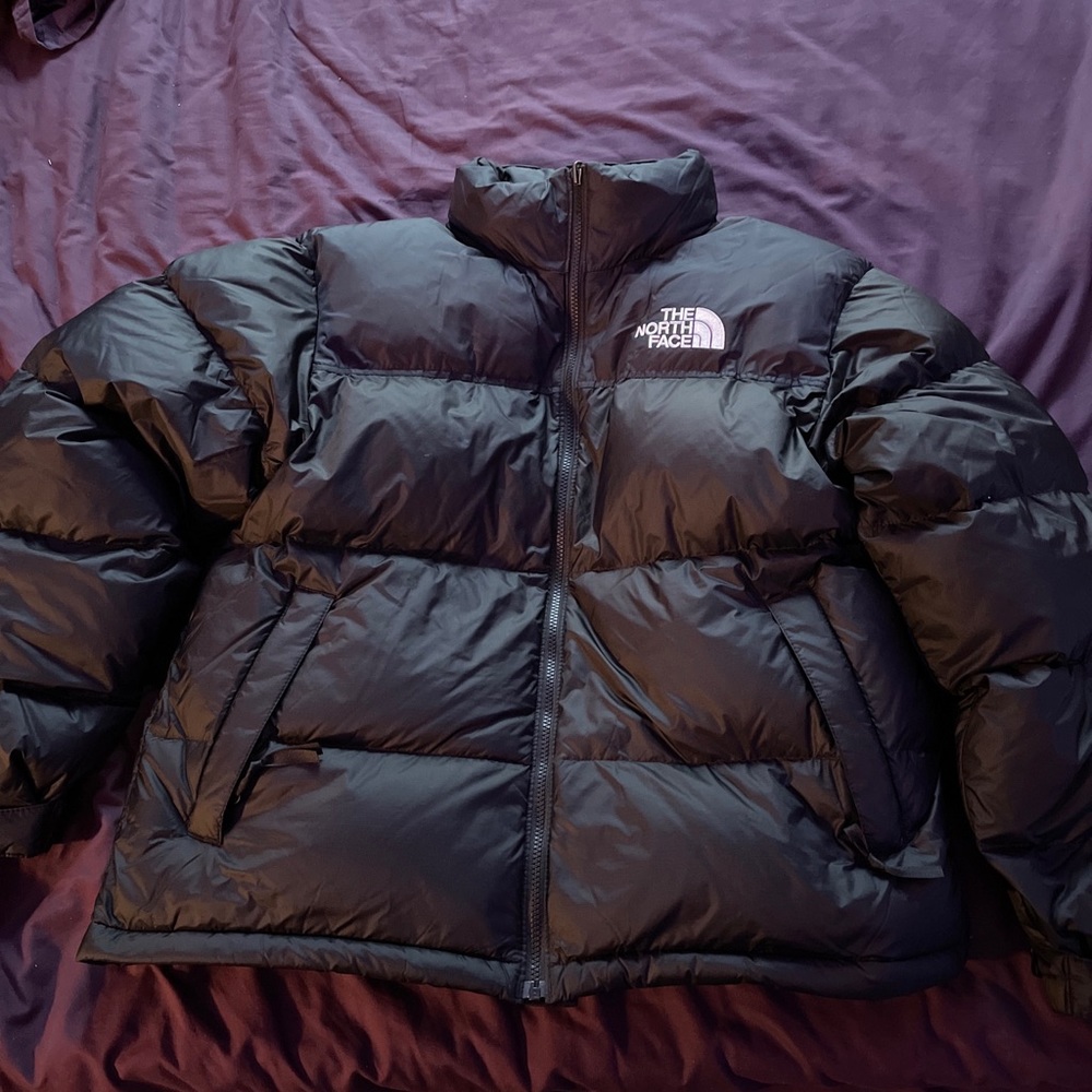 he North Face puffer jacket per owned size L